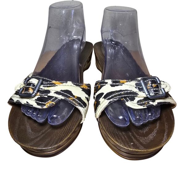 Dr Scholls Sandals Womens 10 Wooden Slide Flats Buckle Comfort Beige Slip On LN - Picture 4 of 8